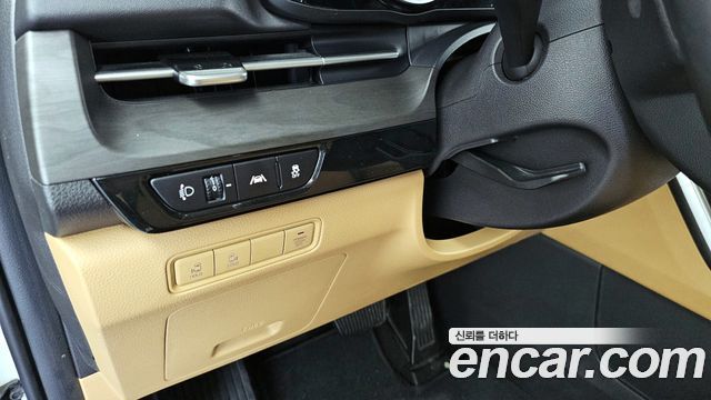 Kia Canival 2021 — photo 27