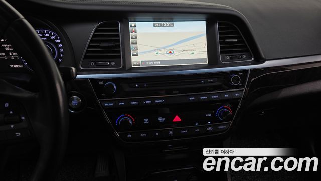 Hyundai Aslan 2016 — photo 20