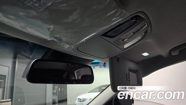 Kia K7 2020 — photo 27