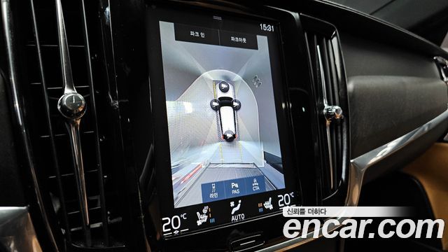 Volvo V90 2018 — photo 20
