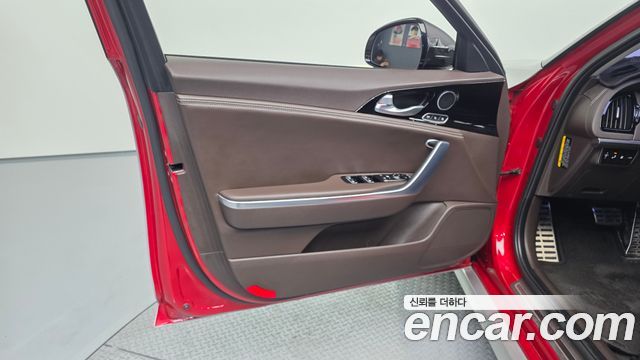 Kia Stinger 2018 — photo 14