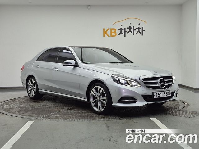 Mercedes-Benz E-Class 2014 — photo 2