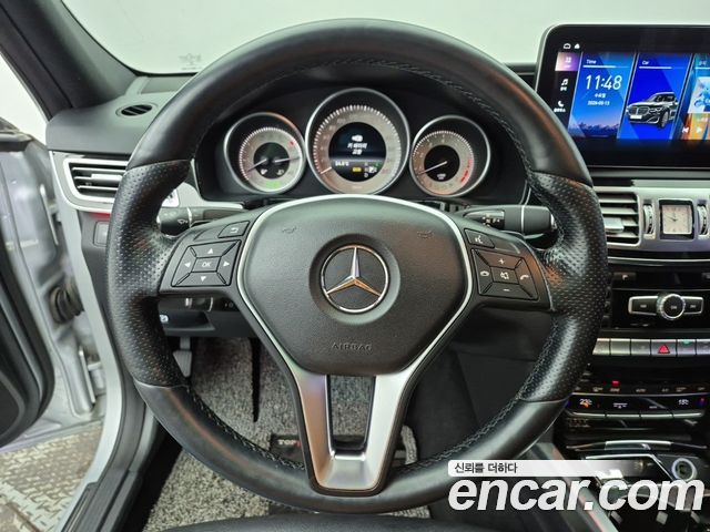 Mercedes-Benz E-Class 2014 — photo 7