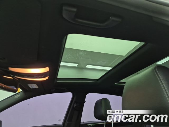 Mercedes-Benz E-Class 2014 — photo 13