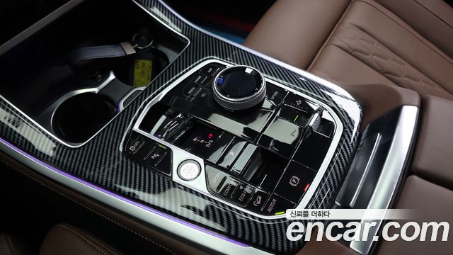 BMW X5 2025 — photo 12