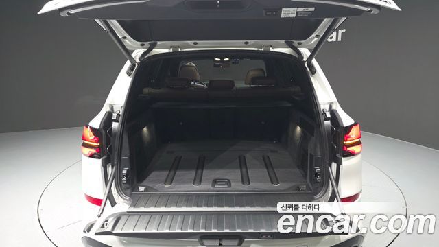 BMW X5 2025 — photo 26