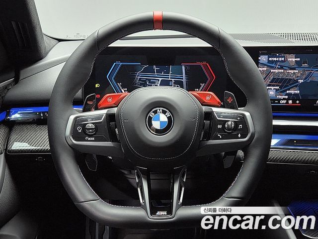 BMW M5 2025 — photo 11