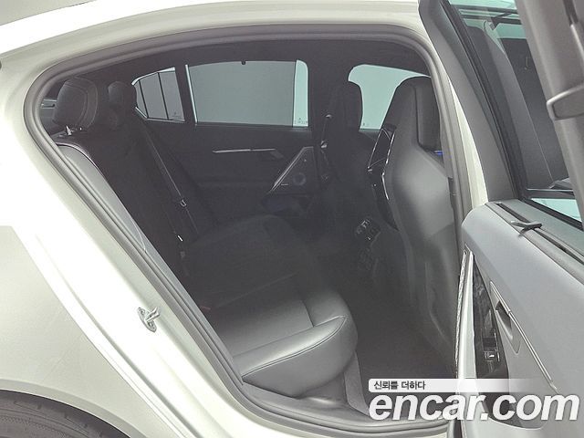 BMW M5 2025 — photo 15