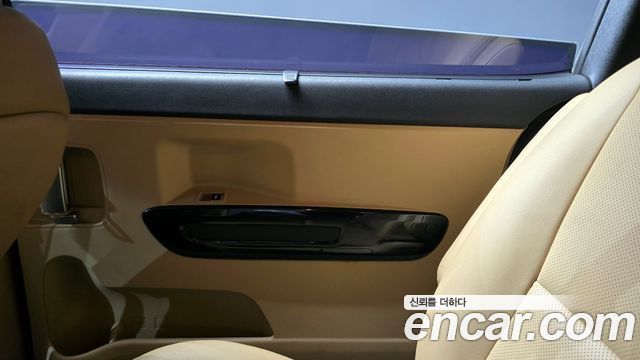 Kia Canival 2016 — photo 15