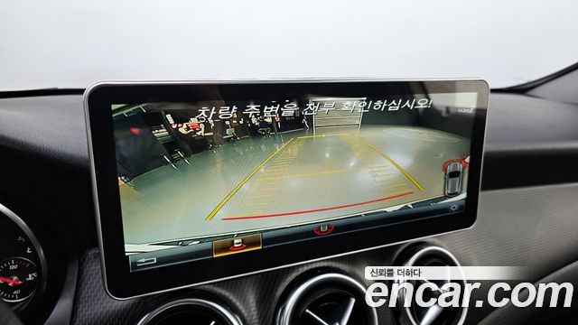 Mercedes-Benz GLA-Class 2018 — photo 14