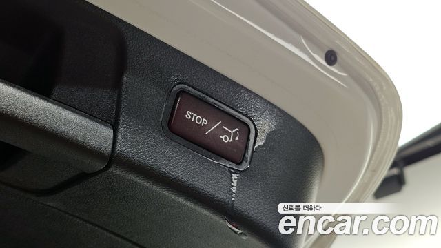Mercedes-Benz GLA-Class 2018 — photo 17