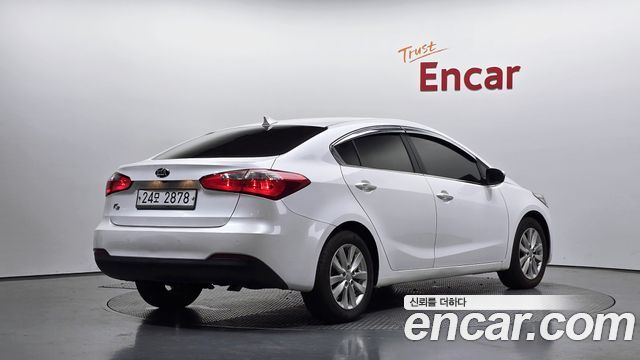 Kia K3 2015 — photo 2