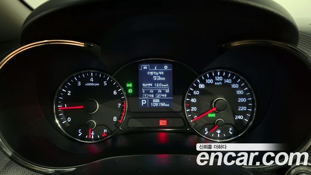 Kia K3 2015 — photo 8
