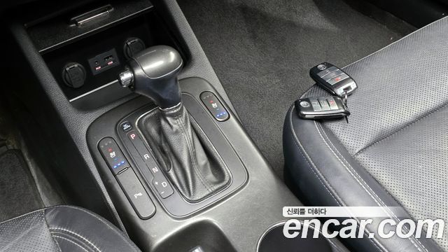 Kia K3 2015 — photo 9