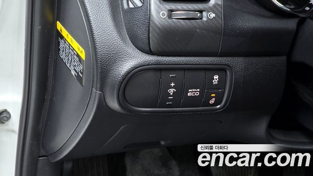 Kia K3 2015 — photo 13
