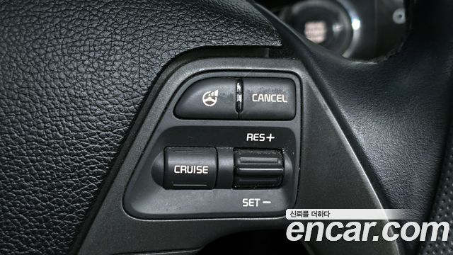 Kia K3 2015 — photo 15