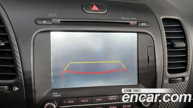 Kia K3 2015 — photo 16