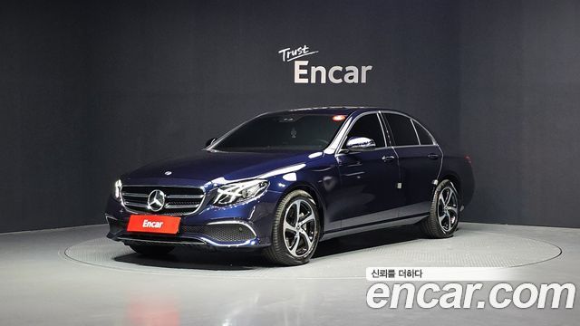 Mercedes-Benz E-Class 2020 — photo 1