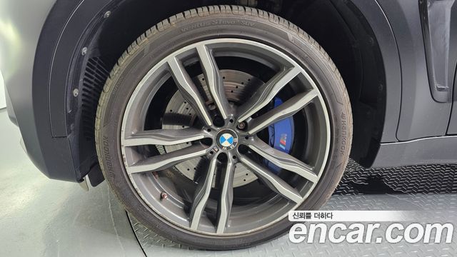 BMW X6M 2017 — photo 5