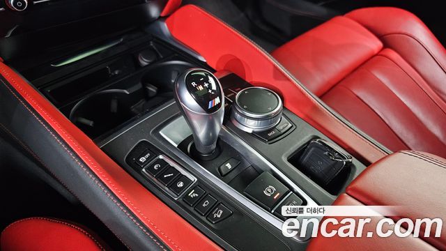 BMW X6M 2017 — photo 9
