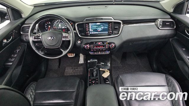 Kia Sorento 2018 — photo 10