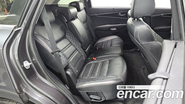 Kia Sorento 2018 — photo 18