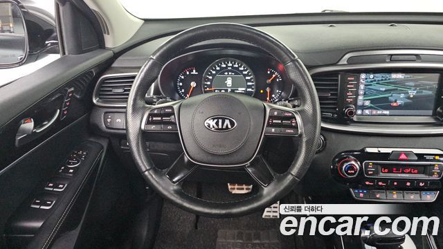 Kia Sorento 2018 — photo 19