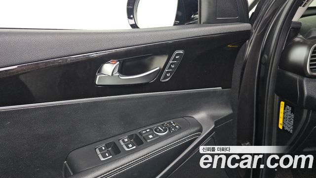 Kia Sorento 2018 — photo 23
