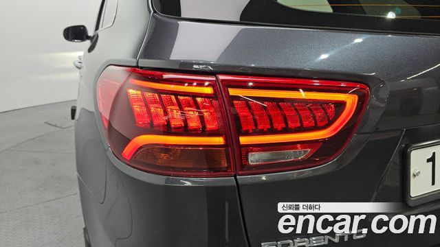 Kia Sorento 2018 — photo 9