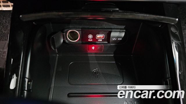 Kia Sorento 2018 — photo 28