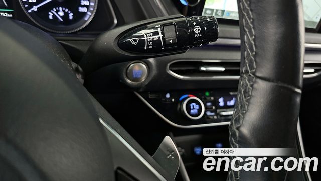 Hyundai Sonata 2022 — photo 20