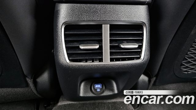 Hyundai Sonata 2022 — photo 25
