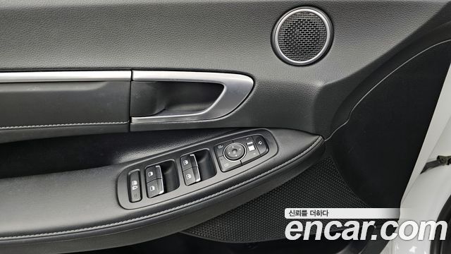 Hyundai Sonata 2022 — photo 27