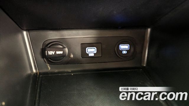 Hyundai Sonata 2022 — photo 31