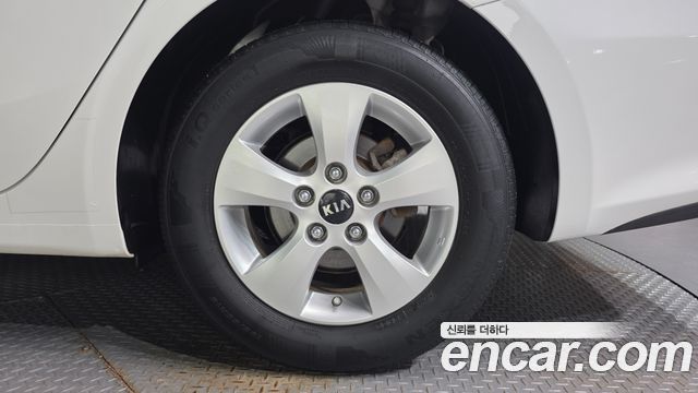 Kia K3 2019 — photo 5