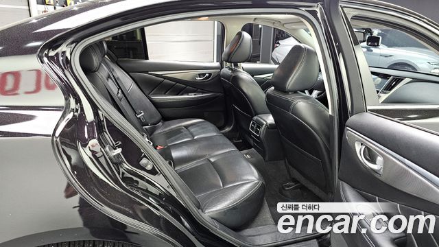 Infiniti Q50 2015 — photo 12