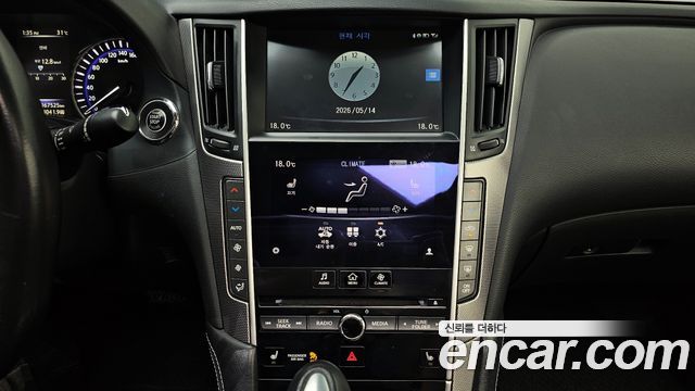 Infiniti Q50 2015 — photo 14