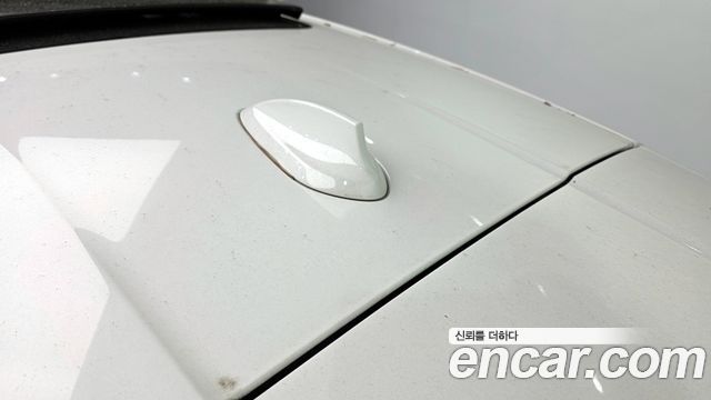 BMW 1-Series 2023 — photo 27