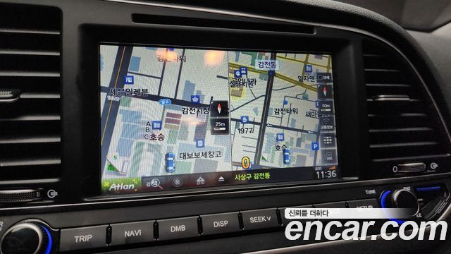 Hyundai AVANTE 2018 — photo 22