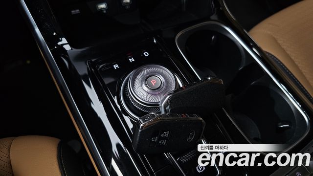 Kia Canival 2021 — photo 9