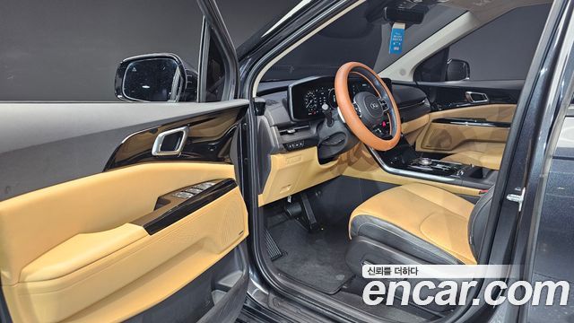 Kia Canival 2021 — photo 10