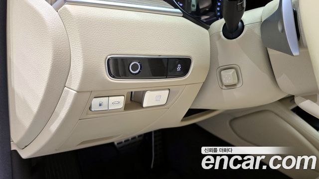 Kia K9 2023 — photo 26