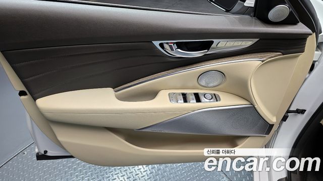 Kia K9 2023 — photo 14