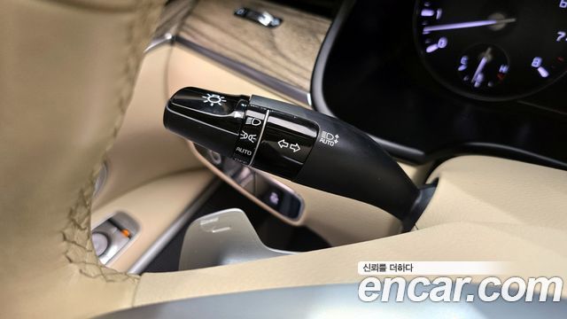 Kia K9 2023 — photo 28