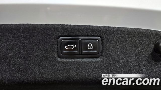 Kia K9 2023 — photo 30