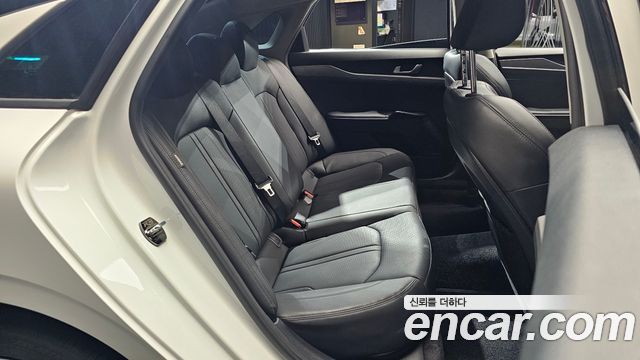 Kia K5 2020 — photo 12