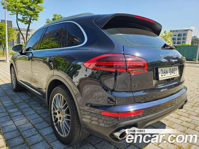 Porsche Cayenne 2016 — photo 8
