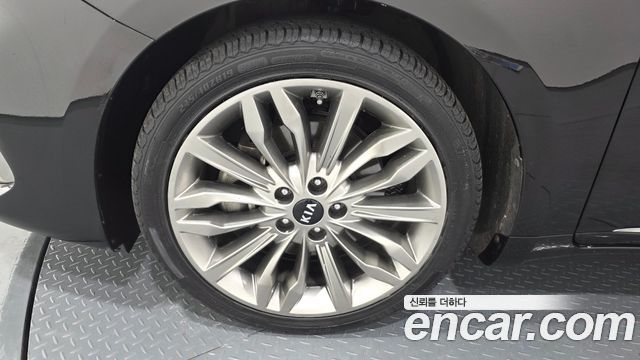 Kia K7 2020 — photo 5