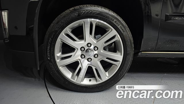 Cadillac Escalade 2019 — photo 5