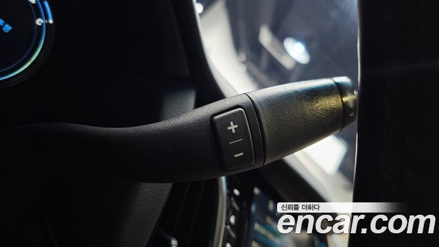 Cadillac Escalade 2019 — photo 12